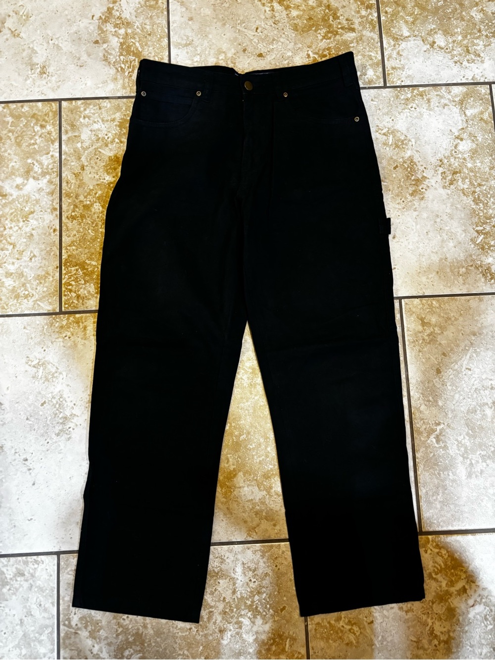Classic Men's Black Cargo Pants - Timeless Utility